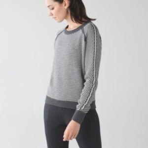 Lululemon devi crew patterned knit sweater 8